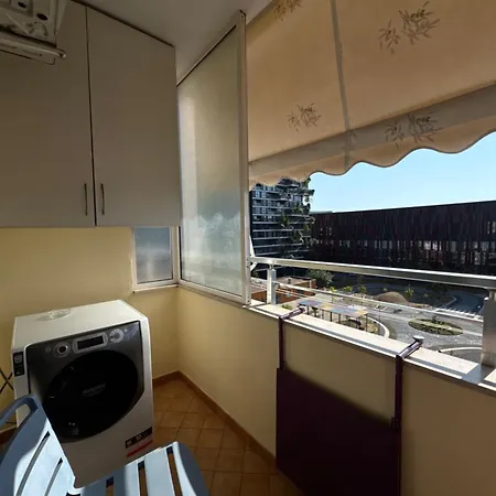 Modern Escape Location&stadium View